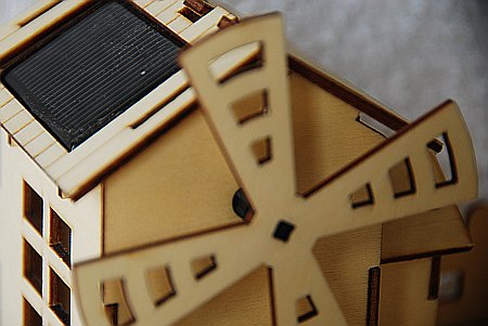 RobotiKits von solarspiel.com - der lehrreiche Bausatz ber Sonnenenergie